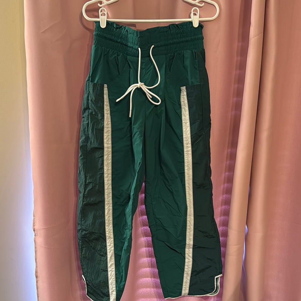 Free People Movement “Champ is Here” track pants! Size small